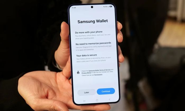 Samsung đã cập nhật ứng dụng Samsung Wallet với các tính năng mới, giúp người dùng thanh toán linh hoạt hơn qua các dịch vụ tiên tiến.