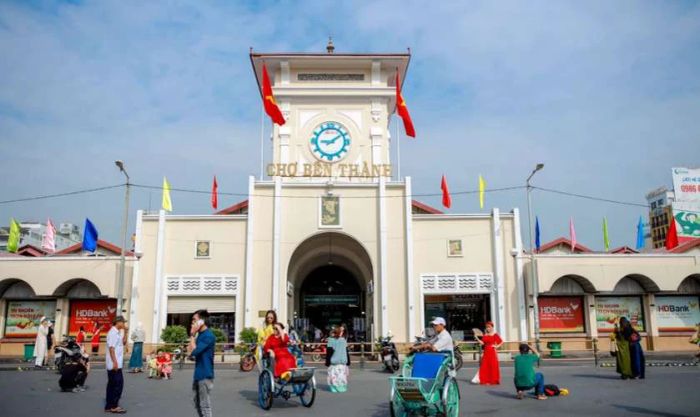 Gợi ý điểm chụp ảnh áo dài Tết