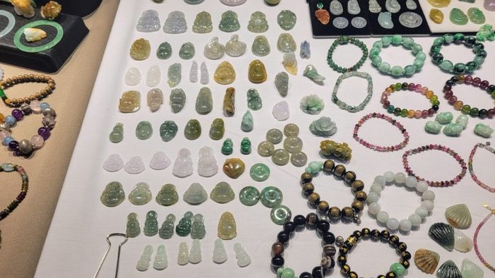 Luxurious jade jewelry - a premium gift from Taiwan
