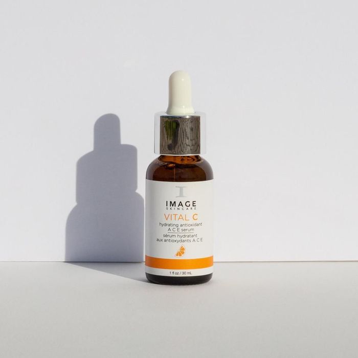 Image Skincare Vital C Antioxidant Hydrating Ace Serum Image 2