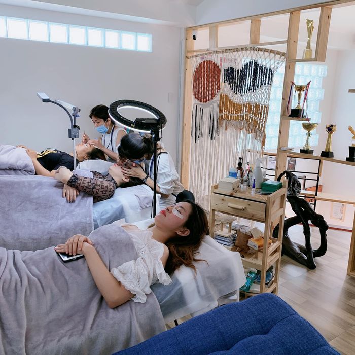 My Ngoc - Eyelash Extensions My Tho Image 2