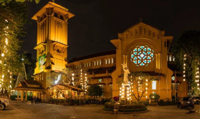 Nhà thờ Cửa Bắc - Địa điểm trang trí Noel đẹp nhất Thủ đô