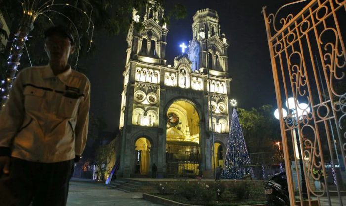 Nhà thờ Thịnh Liệt - Địa điểm trang trí Giáng Sinh nổi bật nhất