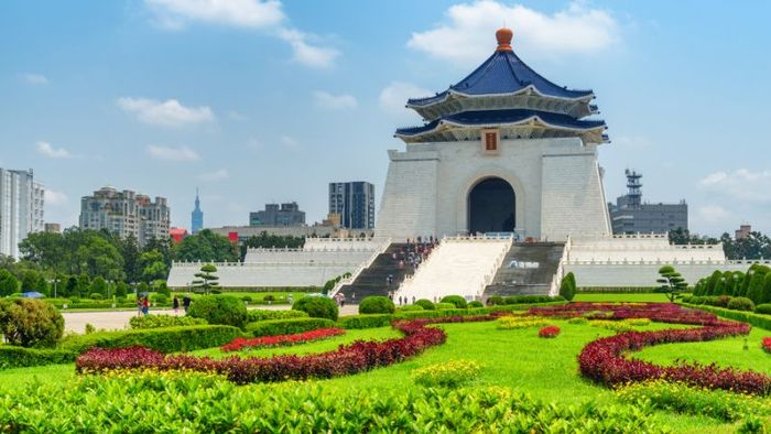 Travel tips for visiting the Chiang Kai-shek Memorial
