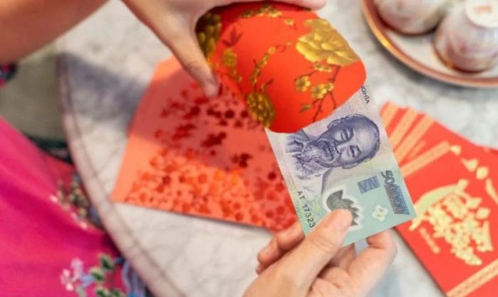 Lì xì với tiền mới tượng trưng cho những điều tốt đẹp, sự hoàn hảo và trọn vẹn.