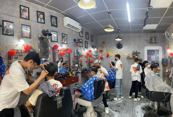 1990s Barber shop image 1