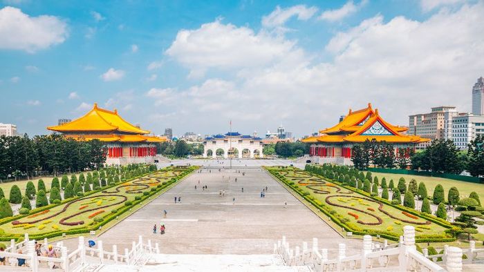 The significance of the Memorial Hall