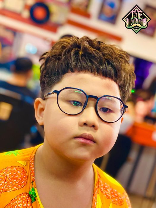 TỬ TẾ BARBER SHOP image 1