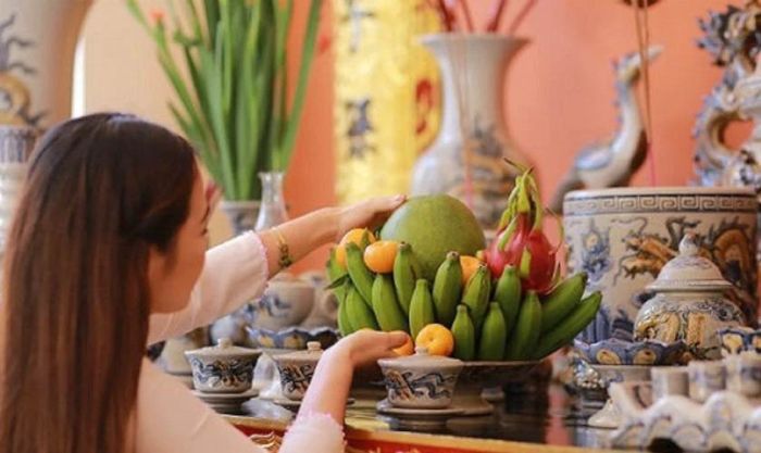 Văn khấn mùng 1 Tết 2025 mang ý nghĩa như thế nào?