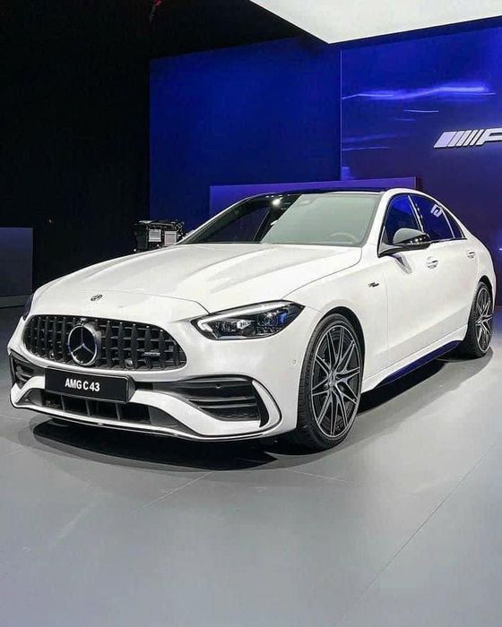 Haxaco Mercedes Kim Giang Image 2