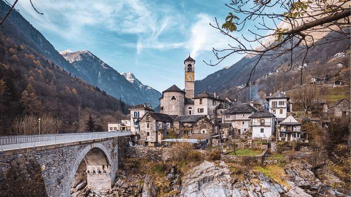 Tips for traveling to Europe on a guided tour