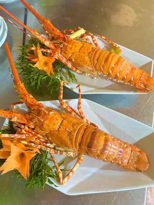 Lucky Seafood Restaurant Image 2