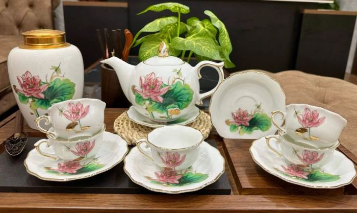 Bộ ấm chén trà