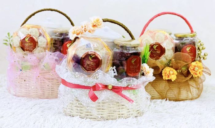 Có nên tặng quà cho cô giáo vào ngày 20/10? Giỏ quà đa dạng