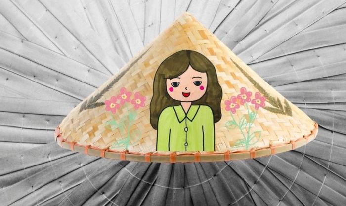 Mẫu nón lá vẽ chân dung mẹ, đầy tình cảm và sự kính trọng