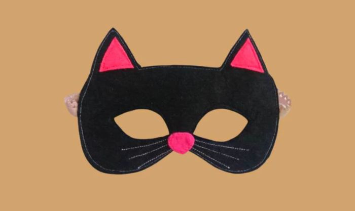Truyền thống đeo mặt nạ trong ngày Halloween