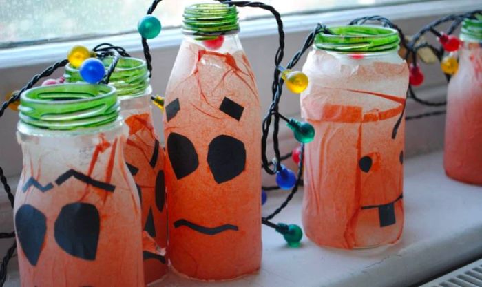Mặt nạ Halloween đơn giản từ vỏ chai nhựa