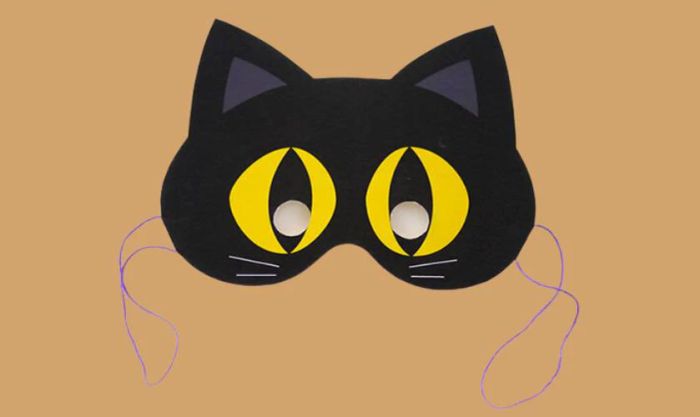 Làm mặt nạ Halloween từ giấy bìa cứng đẹp mắt
