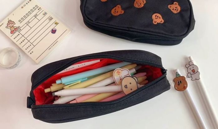 Hộp đựng bút hoặc hộp đồ dùng học tập
