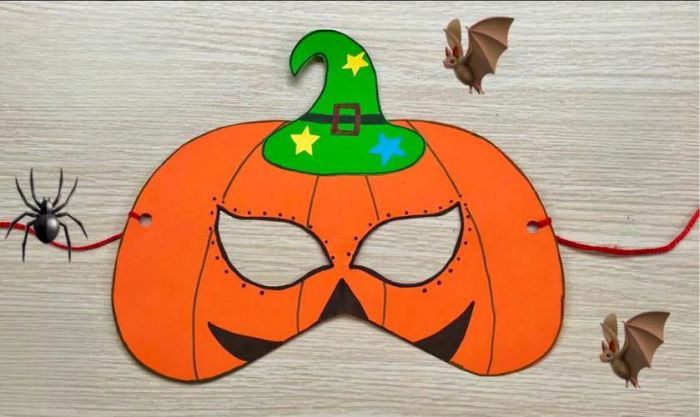 Cách tạo mặt nạ Halloween hình bí ngô từ giấy