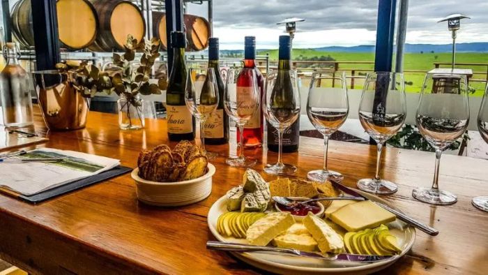 When visiting Melbourne’s wine paradise, don’t forget to bring some home as gifts!