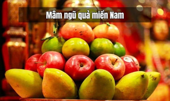 Mâm ngũ quả miền Nam phong phú, thể hiện ước nguyện của gia chủ