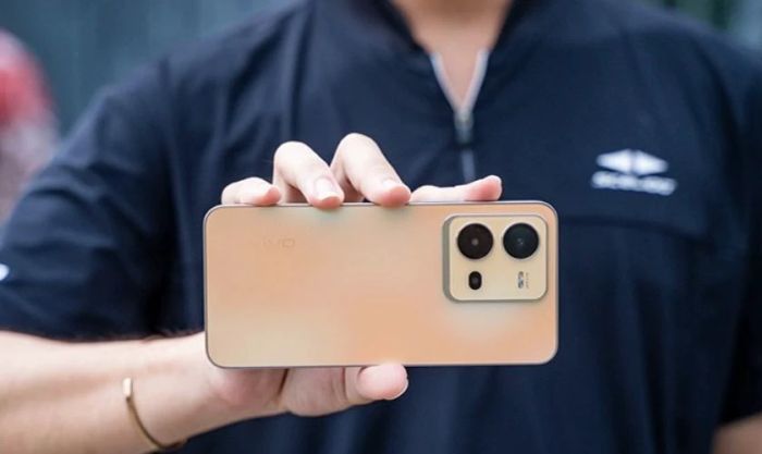 Vivo V25E - Điện thoại thiết kế đẹp phù hợp với sinh viên