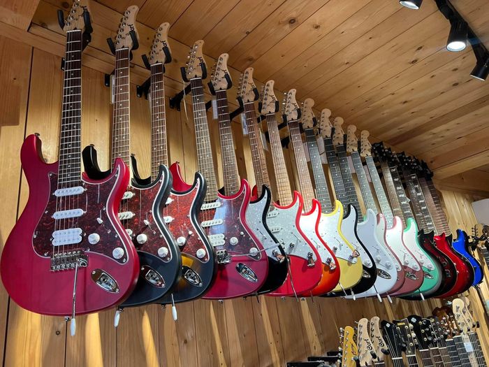 Guitar Plus Image 1