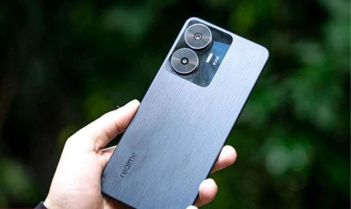 Realme C55 8GB: Thiết kế thanh lịch phù hợp cho học sinh