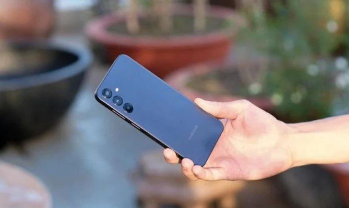 Samsung Galaxy A25 5G 6GB: Điện thoại tầm trung phù hợp cho sinh viên