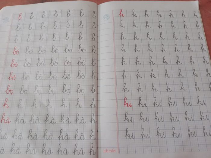 Beautiful Handwriting with Teacher Yến Image 2