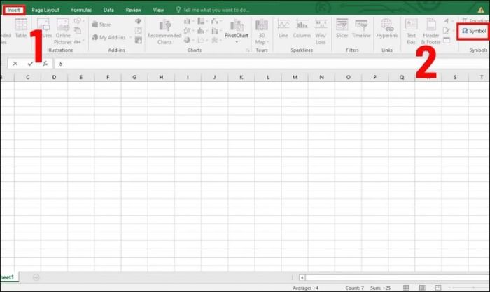 Trong bảng tính Excel, bạn cần chọn thẻ Insert trên thanh công cụ đầu trang để tiếp tục.