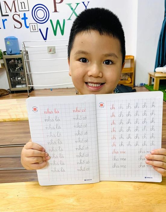Minh Thu Handwriting Practice Center Image 2