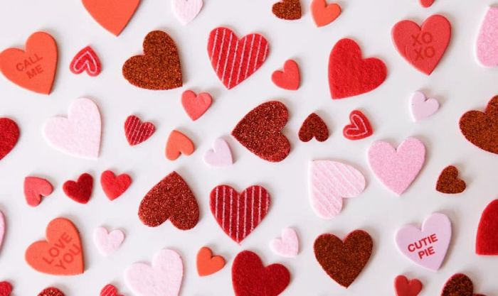 Hình nền Valentine tone đỏ rực rỡ 8K