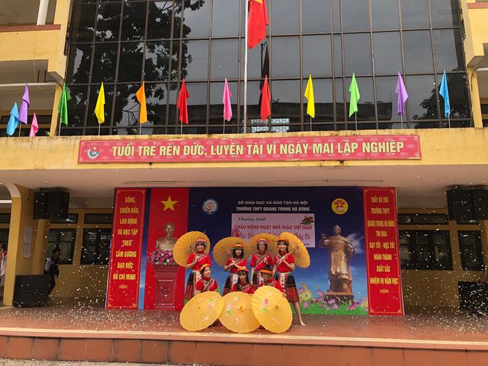 Quang Trung High School Image 2
