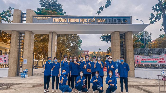 Tien Thinh High School Image 2