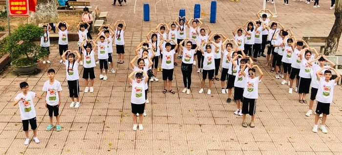 Tuy Lai Middle School Image 2