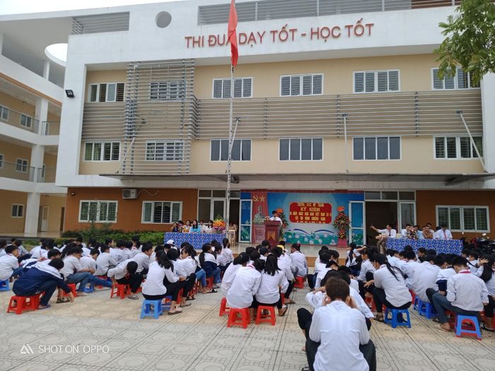Mỹ Thành Middle School Image 2