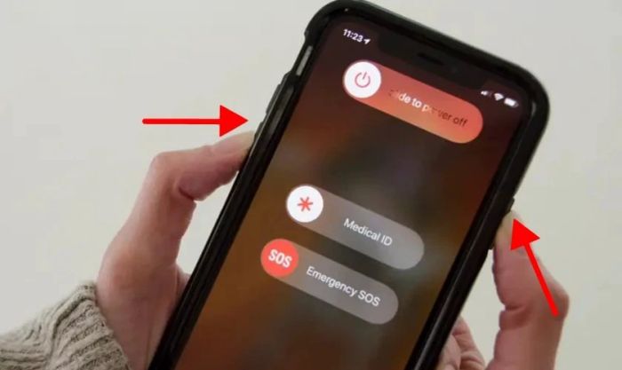 Cách tắt chế độ tai nghe trên iPhone: Khởi động lại thiết bị