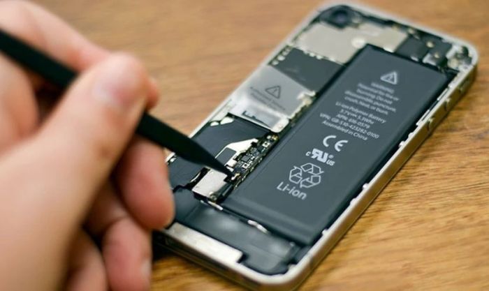 Cách kiểm tra mã số serial của pin