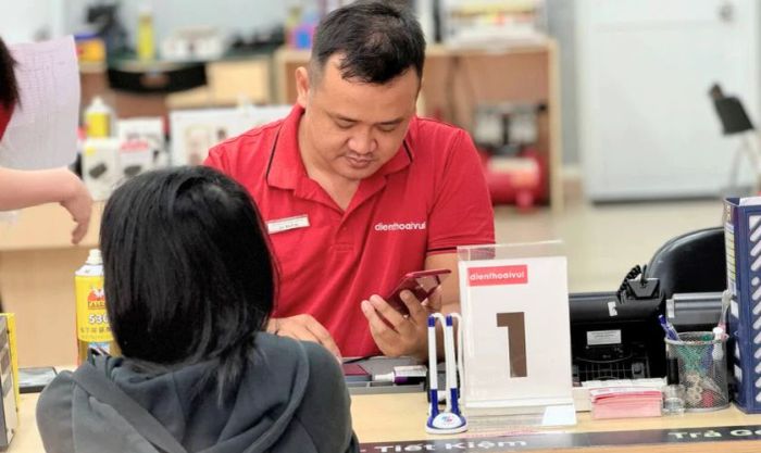 Mang điện thoại Xiaomi của bạn đến Mytour để được kiểm tra và khắc phục sớm nhất các vấn đề về pin
