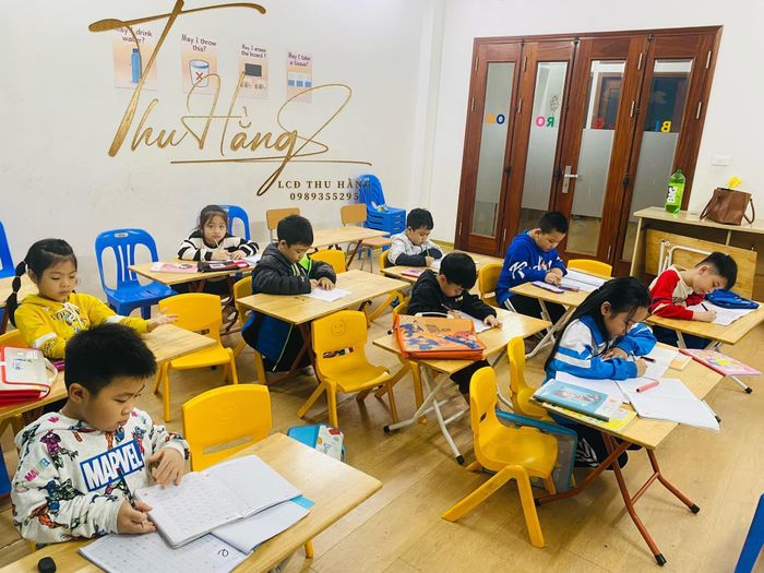 Calligraphy Classes with Teacher Anh Ly Image 2