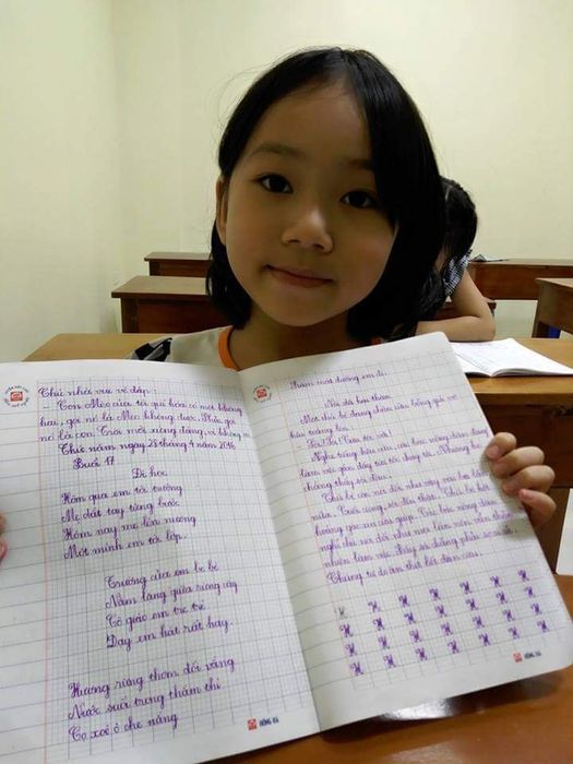Beautiful handwriting training in Ha Dong - Teachers Tuyet and Thanh, image 2