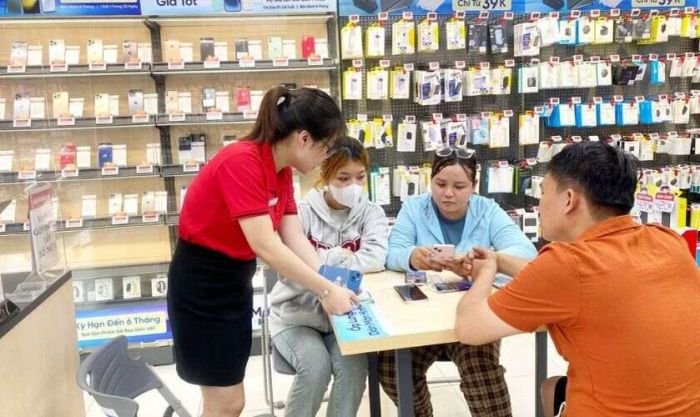 Mua củ sạc chính hãng tại TP.HCM và Hà Nội