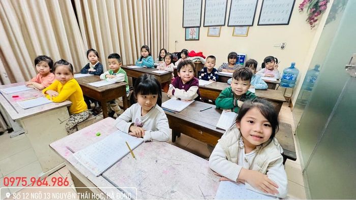 Beautiful Handwriting Training at Hà Đông - Teacher Tuyết & Teacher Thanh, Image 1