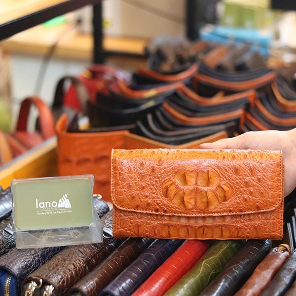 Lano Leather Image 2