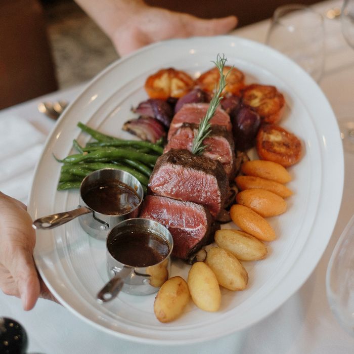 Jacksons Steakhouse Image 2