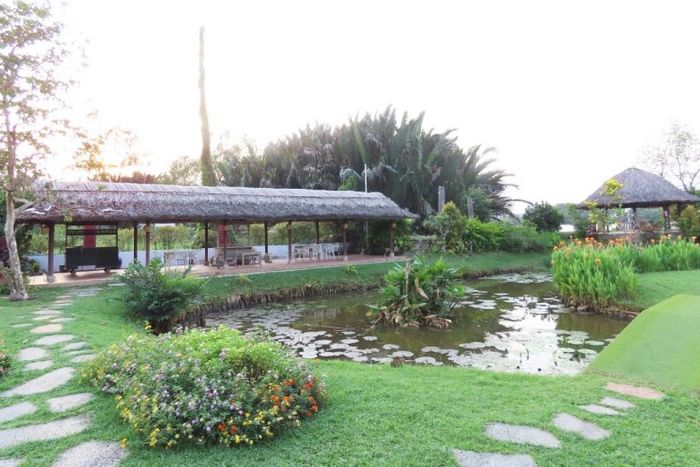 Binh Quoi Tourist Area image 2