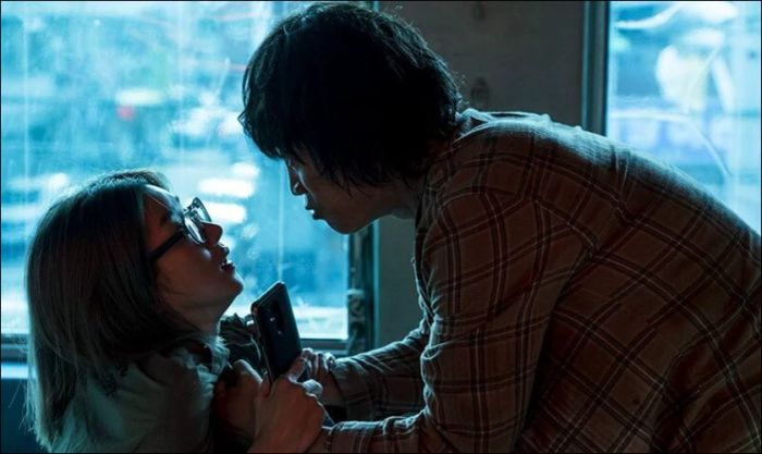 Warning: Do Not Play (2019) là một trong những tác phẩm điện ảnh và truyền hình có sự góp mặt của Seo Ye-Ji