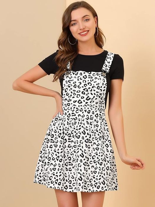 model in the white with black leopard print version